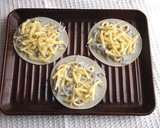 包丁いらずで簡単！餃子の皮ピザ作り方2写真