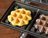 かぼちゃとココアの２色ワッフル作り方14写真