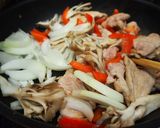 舞茸入り☆豚肉のしょうが焼き♪作り方7写真