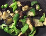 なすびとピーマンの甘味噌炒め作り方3写真