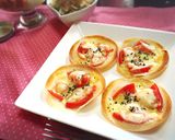 餃子の皮deマルゲリータ風♡ピザ作り方4写真