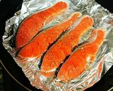 鮭のチーズ♥焼肉風たれ焼き☆作り方1写真