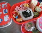 ハローキティちゃんお弁当作り方1写真