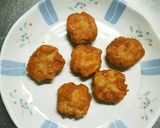 お弁当に〜冷凍唐揚げのアレンジ餃子✰作り方1写真