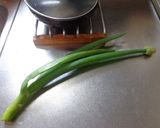 最速の葉玉ねぎの炒め物作り方1写真