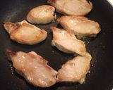 甘味噌で食べるチキンと大根のステーキ作り方2写真