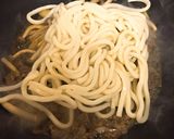 簡単☆甘辛すき焼き風の焼きうどん作り方3写真