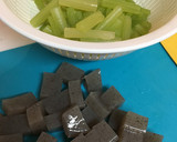 簡単☆ふきと蒟蒻のオイスター炒め作り方1写真