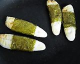 笹かまぼこの海苔巻き～からし醤油～作り方3写真