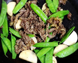 長芋と牛肉とさやえんどうの醤油炒め作り方4写真