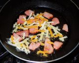 厚切ベーコンとチーズのスクランブルエッグ作り方3写真
