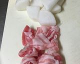 蜂蜜でツヤっと柔らか♪豚バラ大根の煮物作り方1写真