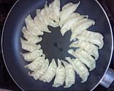 これでもう失敗しない簡単♡羽根つき餃子♡作り方5写真