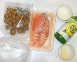 鮭と茸しめじの簡単レモンソース炒め作り方1写真