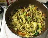 カレー焼きそば withお弁当のおかず作り方5写真