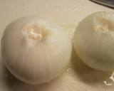 まるごと新玉ねぎのピザ風ごまドレサラダ作り方1写真