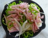 スキレットで簡単♫粒マヨ味✿はんぺんピザ作り方6写真