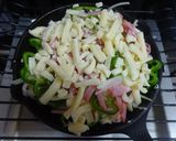 スキレットで簡単♫粒マヨ味✿はんぺんピザ作り方8写真