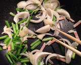 あるもの簡単！ニラとしらすで塩焼きそば作り方1写真