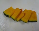 減塩でもしっかり風味♪カボチャのゴマ和え作り方1写真