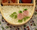 【キャラ弁】魚肉ソーセージのイチゴ弁当作り方4写真