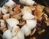 ヨシダソースで煮る~冷凍大根と豚肉の煮物作り方4写真