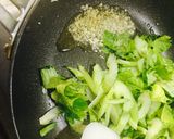 鮮やか♪エビとイカの塩炒め!作り方8写真
