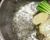 ヘルシー♪茹で鶏作り方1写真