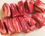 柔らか♡牛バラ肉のトマトクリーム煮込み作り方1写真