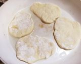 材料４つ！自宅で簡単にお手製ナン！作り方5写真