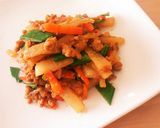 簡単！きぬさやと挽き肉の味噌マヨいため作り方6写真