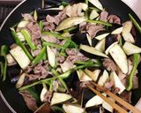 牛肉とナスとピーマンの炒め物〜ごま風味〜作り方3写真