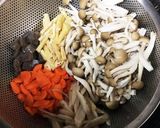 母直伝！白だしで簡単炊き込みごはん作り方1写真