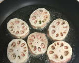 れんこんの豚ひき肉はさみ揚げ(甘酢風味)作り方5写真