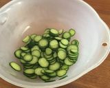 素材1ツ☆きゅうりの☆わさびサラダ作り方1写真