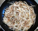 節約簡単♪もやしと少量豚挽き肉の中華炒め作り方4写真