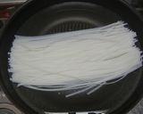 トムヤムヌードル～簡単手羽先でだしを取る作り方1写真