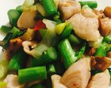 ビールにあう！鶏胸肉とナッツのピリ辛炒め作り方11写真