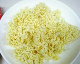 超簡単！インスタントラーメンのかりんとう作り方1写真