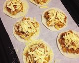 餃子の皮で! ミニスパピザ作り方2写真
