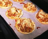 餃子の皮で! ミニスパピザ作り方3写真