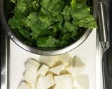 旨味たっぷり鮭と蕪の豆乳味噌スープ作り方2写真