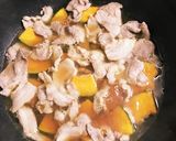 *かぼちゃと豚肉の生姜炒め煮*作り方3写真