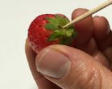 簡単！母の日にいちご花の抹茶カップケーキ作り方1写真