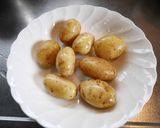 新じゃがとベーコンのめんつゆパスタ作り方2写真