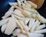 コク旨【豚肉とじゃが芋のガリバタ炒め】♪作り方3写真
