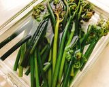 わらびと切昆布の醤油和えをテンペに乗せて作り方9写真