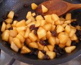 パイのふちをきれいに膨らませる、コツ作り方1写真