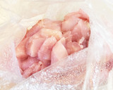 【作り置き・冷凍保存】そぎ切り鶏むね肉作り方1写真