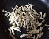 季節の野菜ときのこを辛子胡麻醤油和え作り方5写真